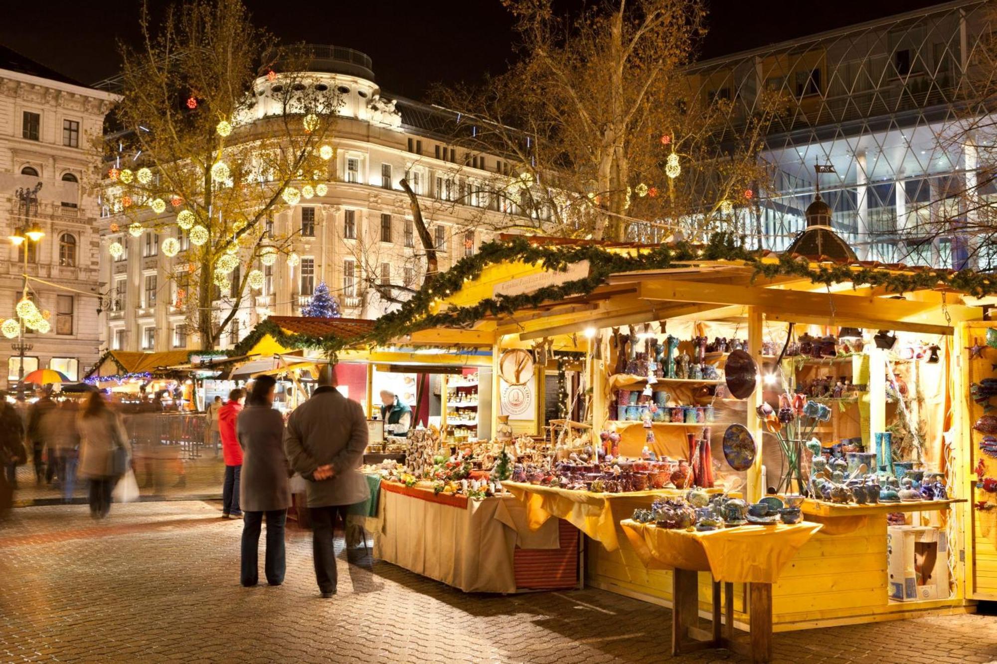 Central Budapest Vadasz Street ภายนอก รูปภาพ